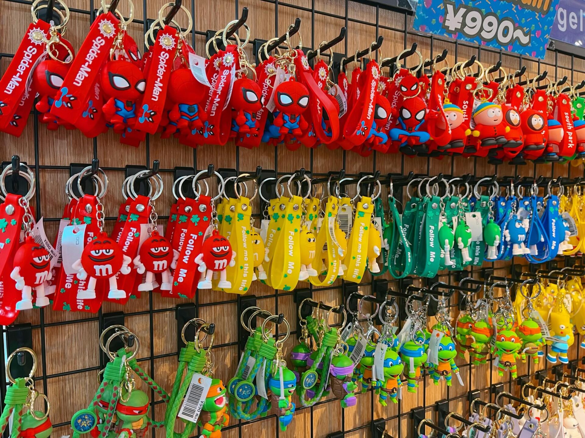 RESTOCK ITEM m&m's(エムアンドエムズ)の ラバーキーチェーンが再入荷
